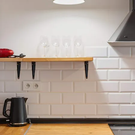 Comfort Terrace Apartment *